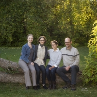 Red Deer Family Photography